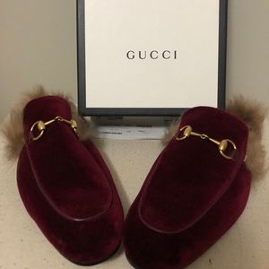 Gucci Princetown fur lined velvet slippers